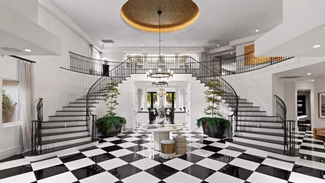 The Kardashians Filming Locations: Where Do the Sisters Live?