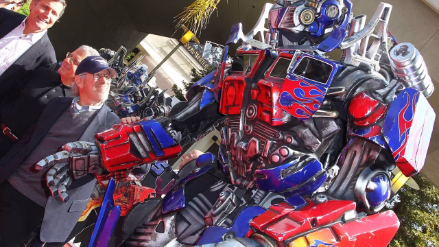 Steven Spielberg Returns to Transformers as Michael Bay Eyes Return to Direct the Eighth Film